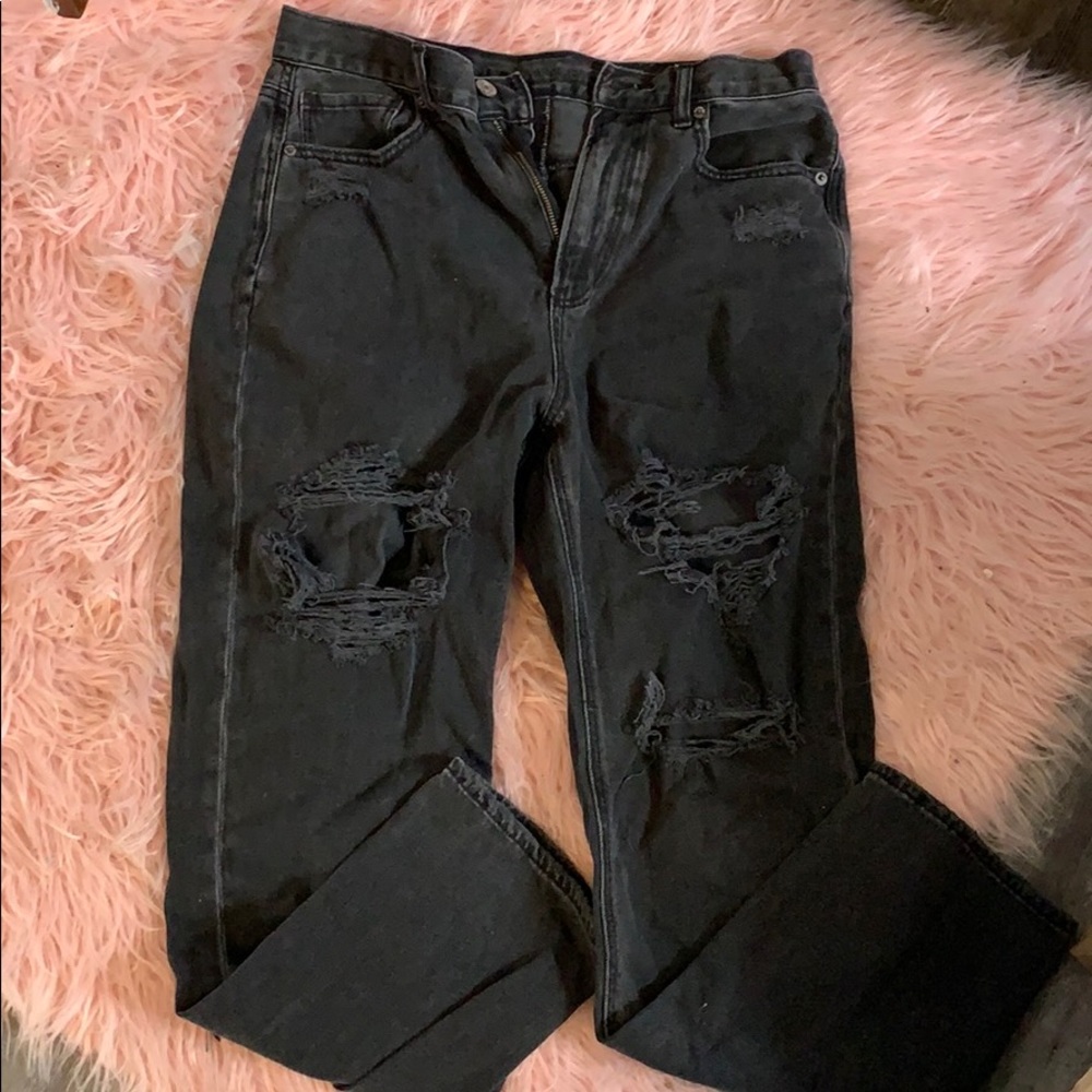 black American Eagle mom jeans